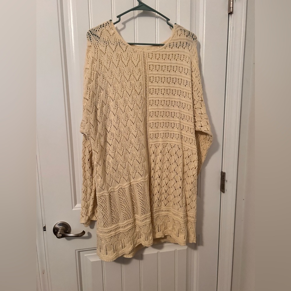 Long sleeve knitted bathing suit, cover, cream size large
